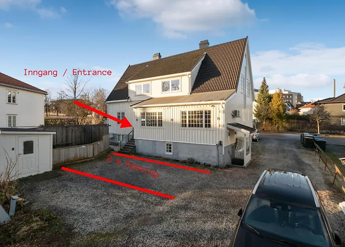 Stor Med Plass Til 6 Personer Og Gratis Parkering Lägenhet *